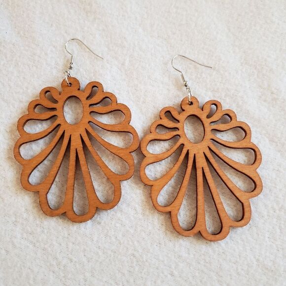 Wood Cutout Floral Earrings - Picture 2 of 3